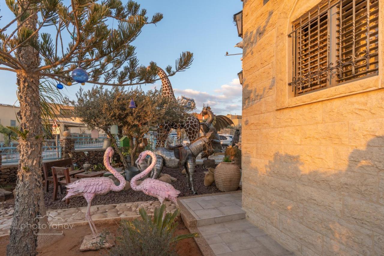 Hotel House Of Art Arad Exterior foto